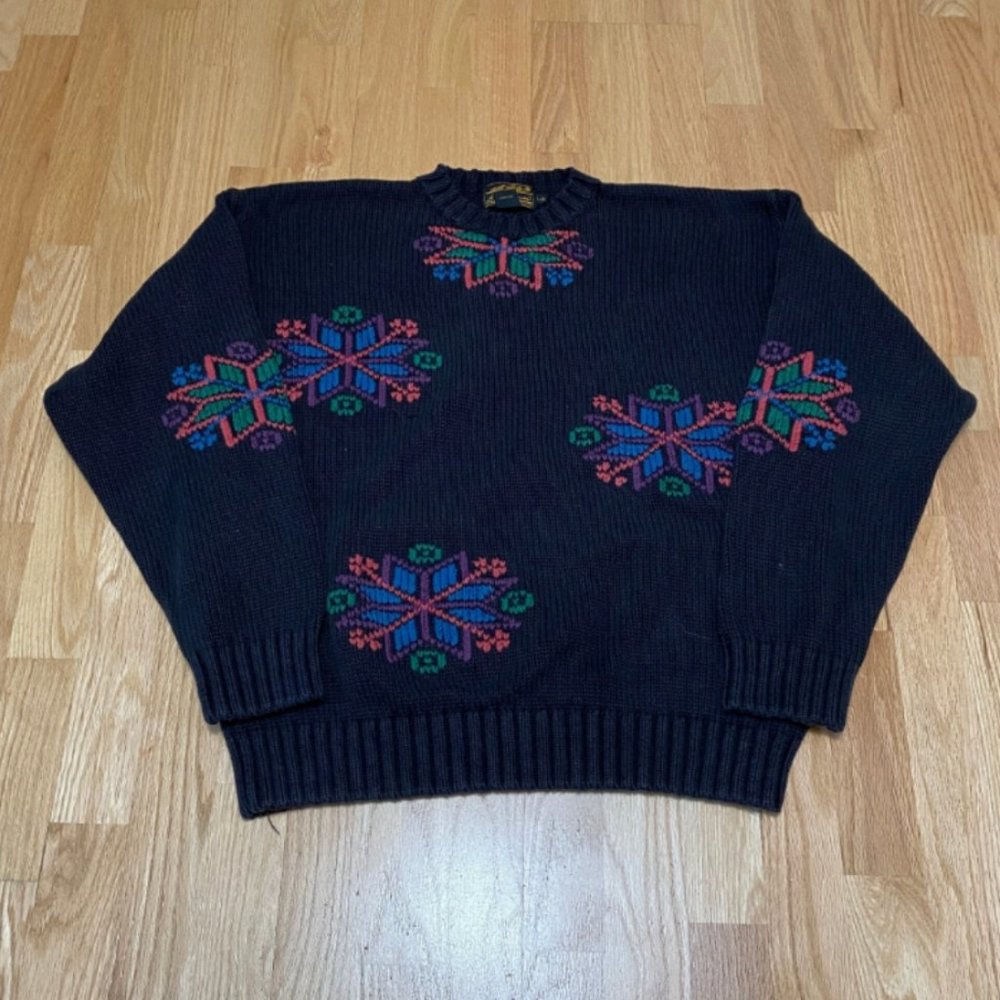 Vintage Eddie Bauer Multicolor Snowflake Black Cotton Sweater